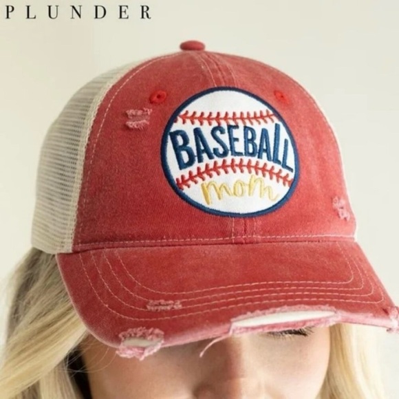 Plunder Accessories - NEW Baseball Mom Hat ⚾️
